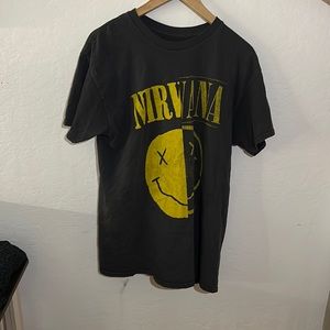 dark grey nirvana t shirt